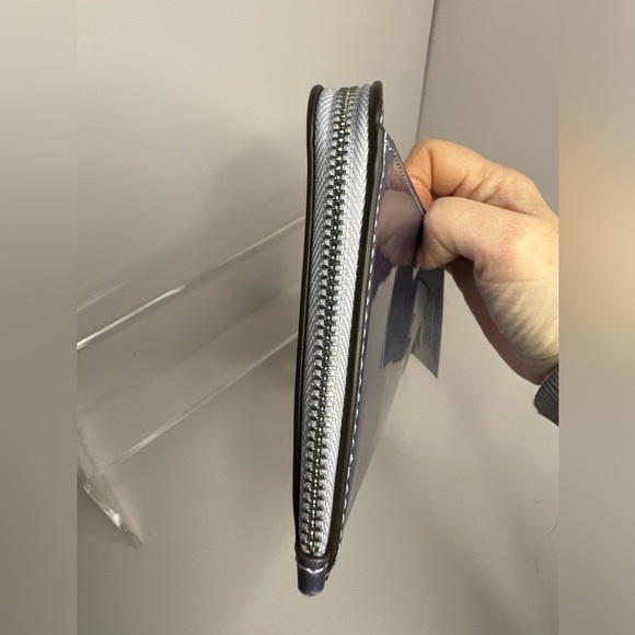 #134 Kate Spade NWT Lucy Medium L Zip Wristlet Patent Fabric Candied Flower - Picture 6 of 14